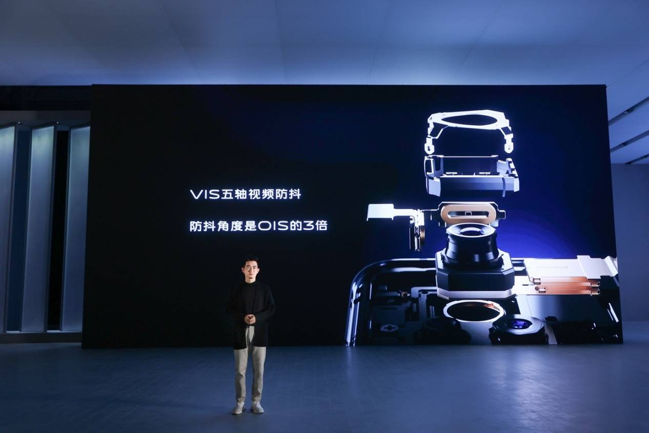 系列|全面领跑长赛道 vivo X60系列开启移动影像新时代