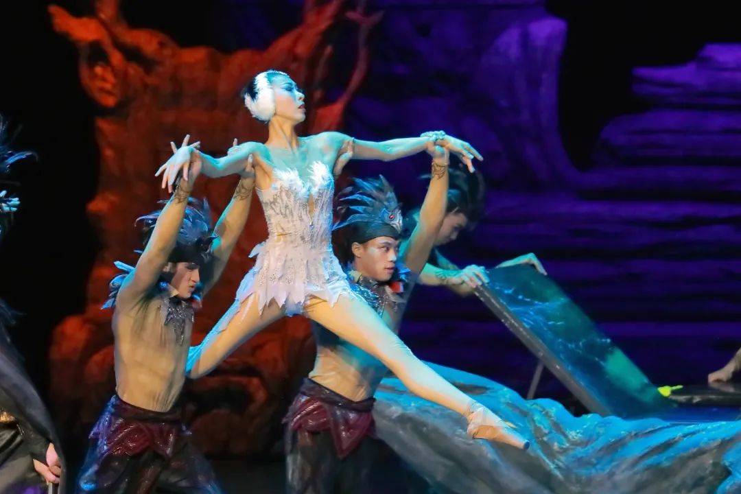 惊艳的画面图片 4656fb7fa1b24d8aa9c5d7f73913cb04.jpeg