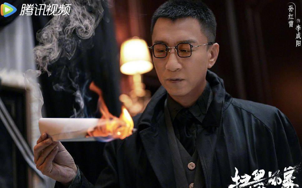 孙红雷变一线干警，与张艺兴合作新剧《扫黑风暴》