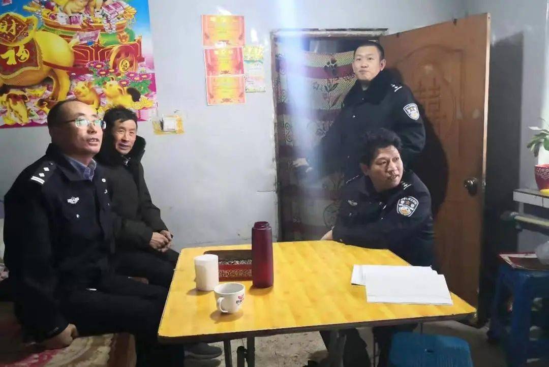战不倒的硬核老警徐文利请你安心养病所里的工作一切都好67