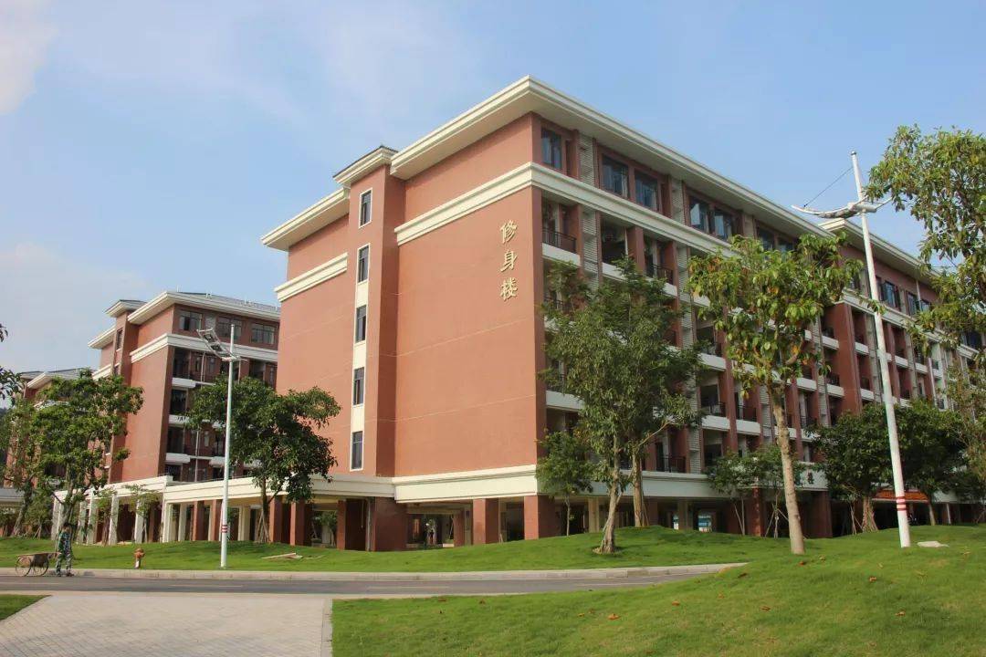 民办广东碧桂园职业学院录取分数学校环境宿舍介绍