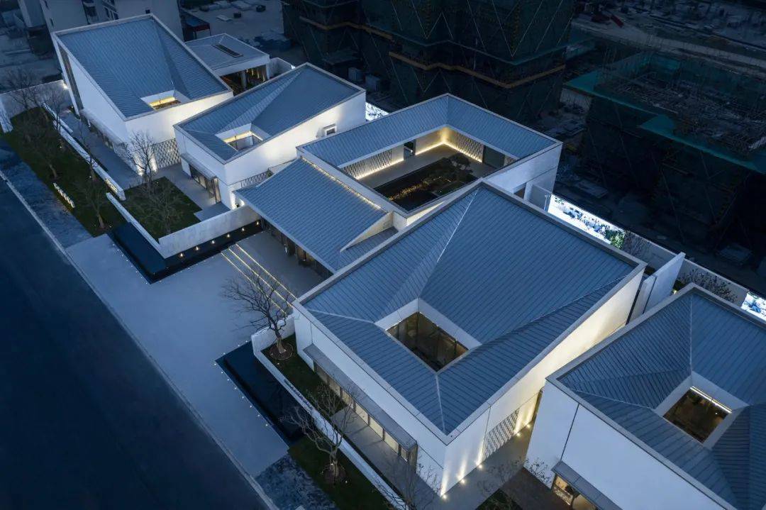 苏州图书馆入驻!这座 2600 ㎡ 售楼处将光线与建筑融合到极致