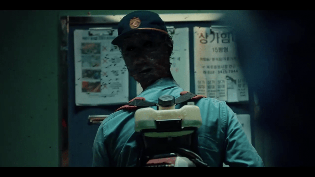 我们在《釜山行》《王国》里见识过普通丧尸的样子.