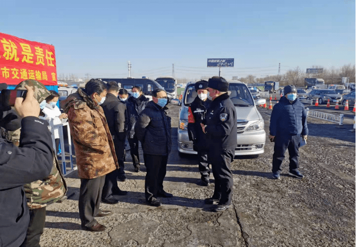 到茨榆坨街道双利冷库检查冷链物流管理工作,到京沈高速辽中服务区
