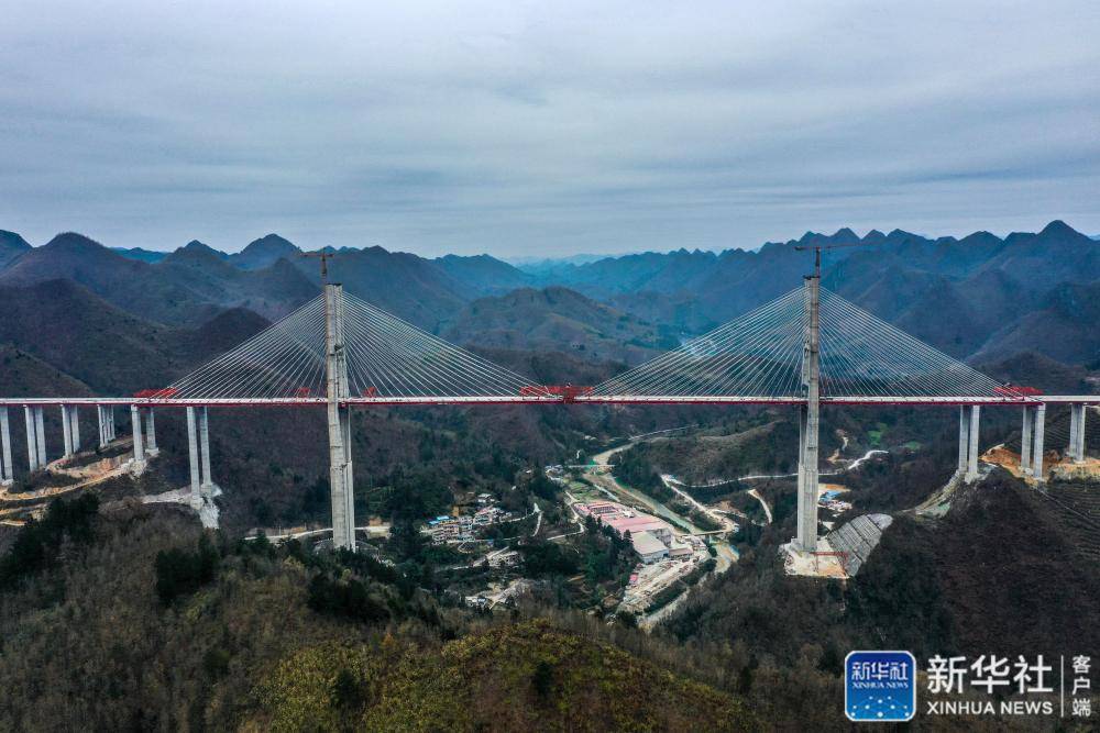 贵州都安高速云雾大桥建设有序推进