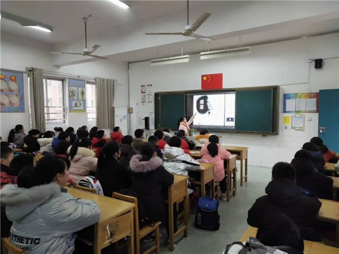 [校区风景线]知恩感恩,向新而行——盐城市聚亨路小学