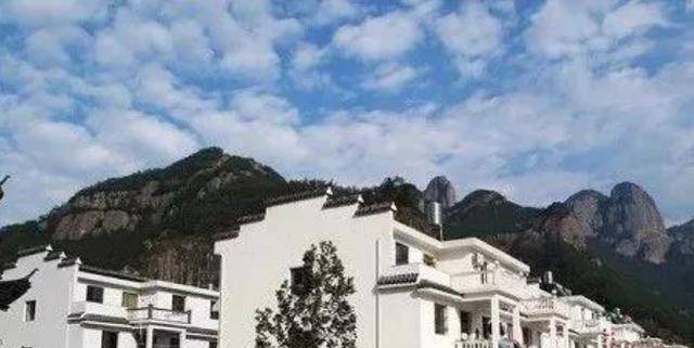 县城人口属于农村人口吗_农村房子图片