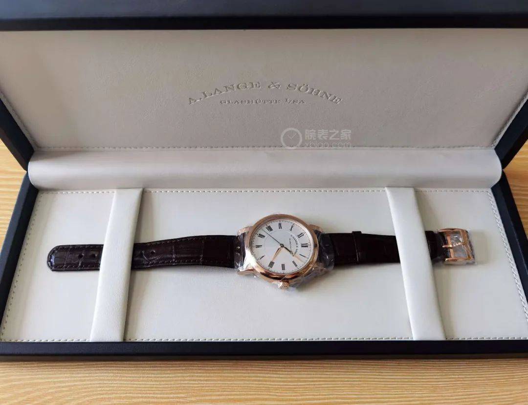 �±��۷� ��������������������ʸ�