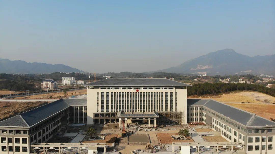 新年搬新城,广西梧州市苍梧新县城行政办公服务中心落成启用