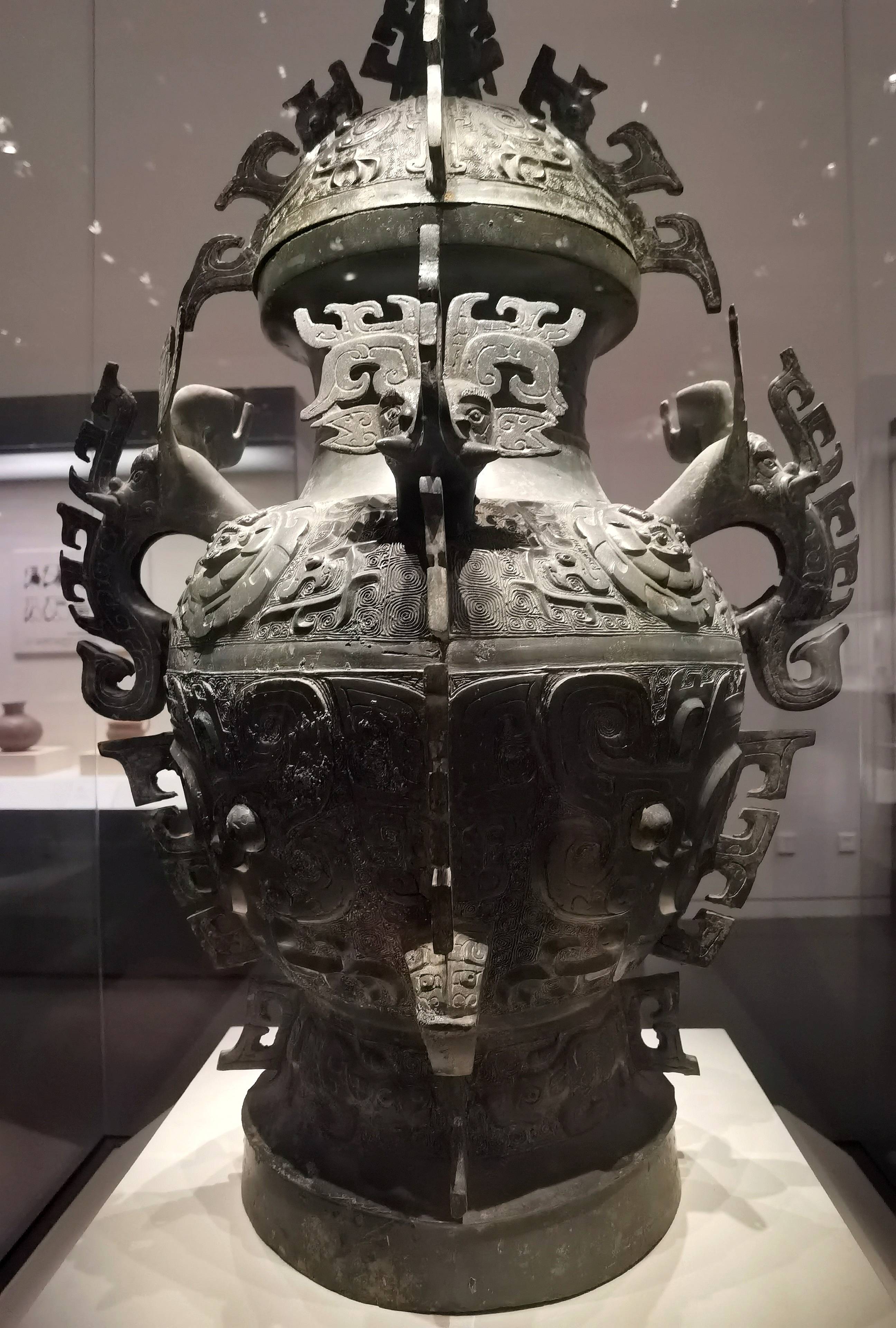 山西青铜博物馆展出的古代青铜器