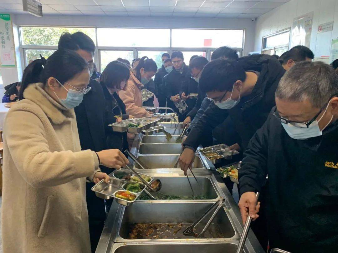 礼嘉镇人口_人口普查(3)
