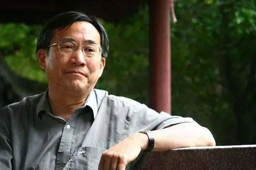 火狐电竞平台-
著名历史学者葛剑雄新作:从“稳定”与“万变”中看中国历史(图1) 火狐电竞平台-
著名历史学者葛剑雄新作:从“稳定”与“万变”中看中国历史(图1)