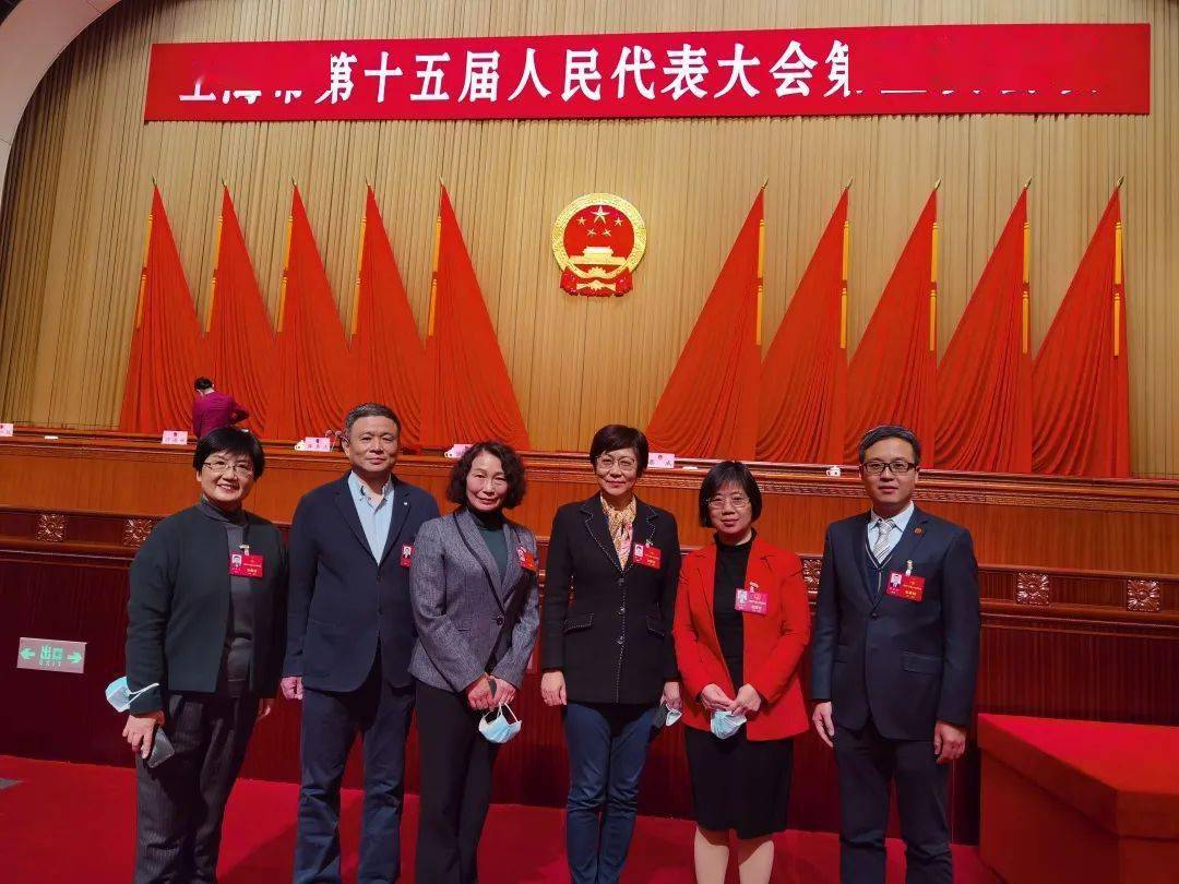 [聚焦上海"两会"]上海市第十五届人民代表大会第五次会议开幕 盟员中