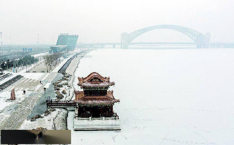 雪中的汾河景区_太原市