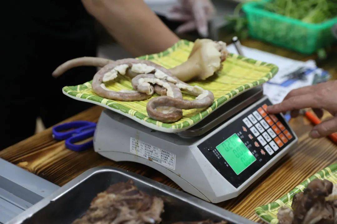 猪肠,猪牙龈,横膈膜,猪舌,盲肠,猪尾,猪肺,猪肝,猪心,猪肾,猪肚,熟肚