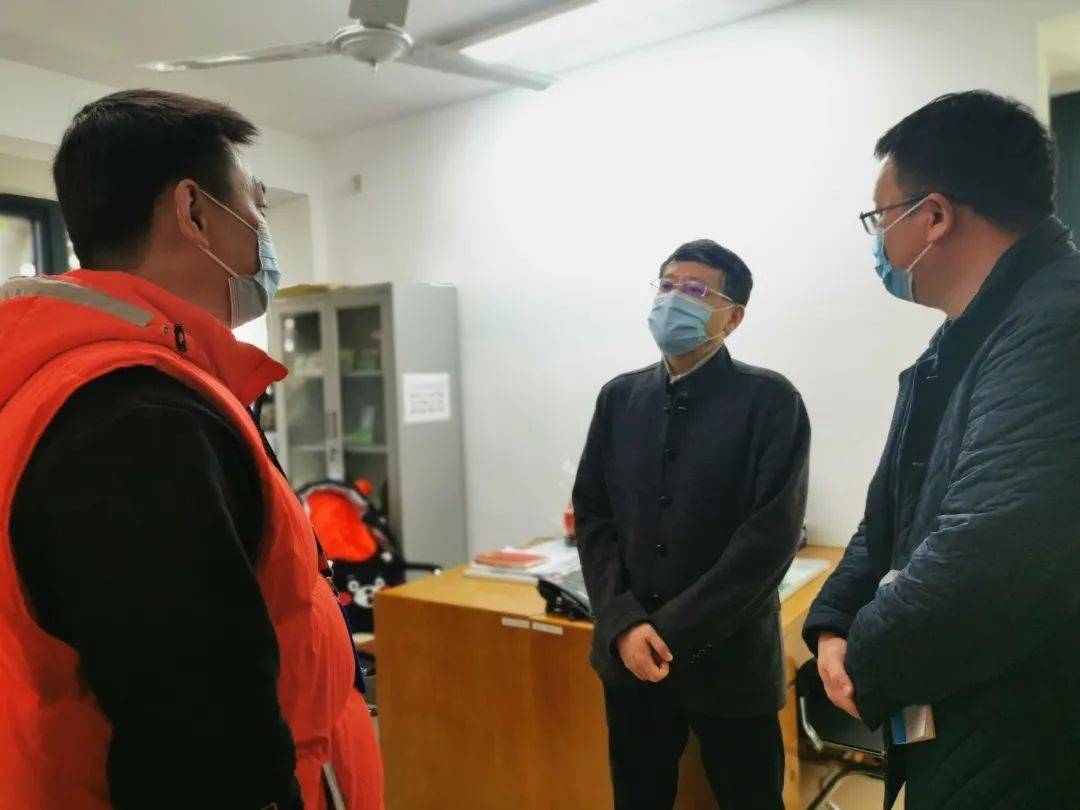区委常委组织部部长宋宗德赴新泾镇调研居民区两委换届工作