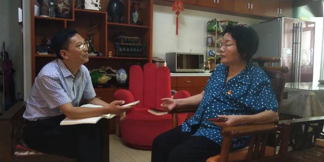 姚晨) 原型人物就是 林月婵(前排左三)曾40多次往返闽宁之间宁夏日报