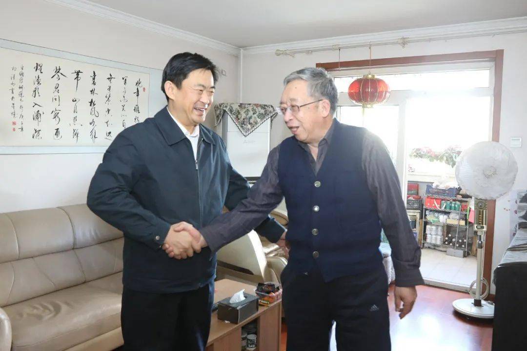 燕山石化掀起新春走访慰问高潮_王哲