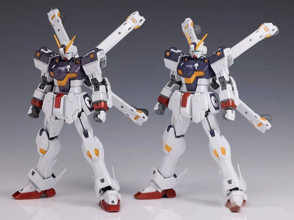 【万代 活动限定 rg 海盗高达x-1 钛电镀版 素组测评与对比】