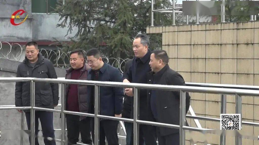 邓印强刘玮检查安全生产工作