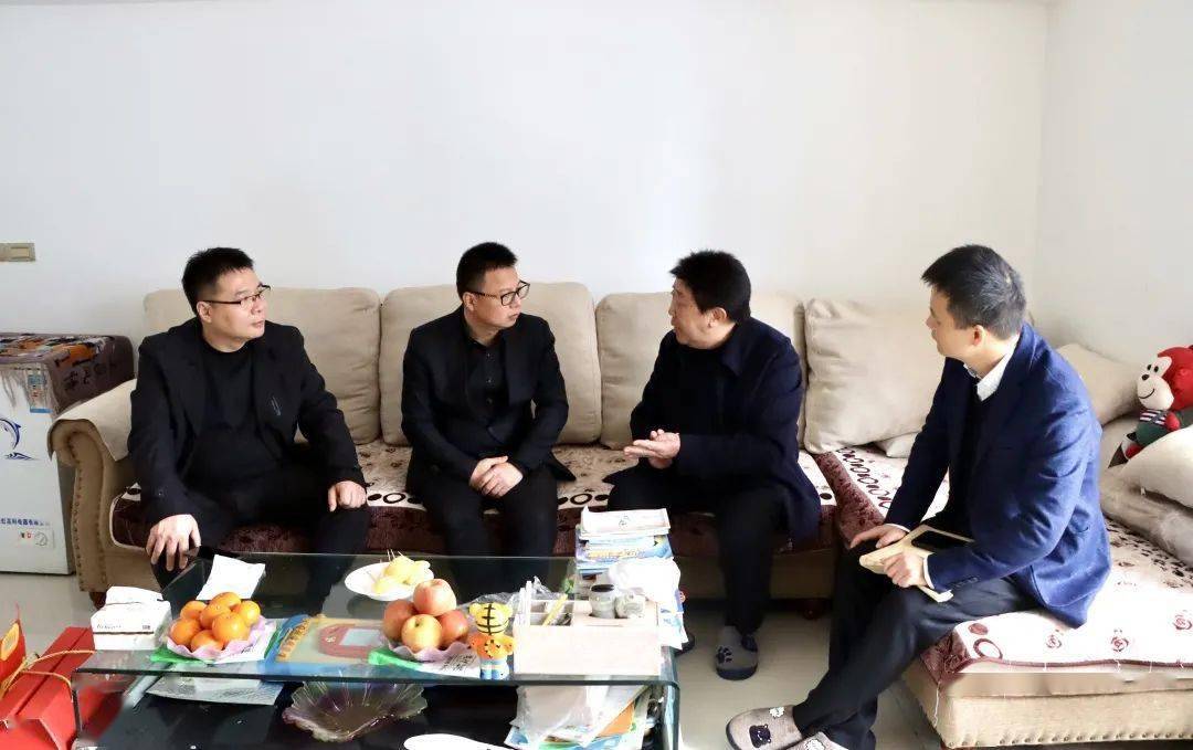浓浓关怀暖人心 | 局党组书记,局长胡正武走访慰问退休老干部