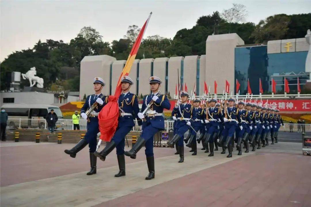 福州市三坊七巷消防救援站给您拜年啦!