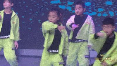 2021年天水市少儿电视春晚精彩上演,萌娃陪您过大年!