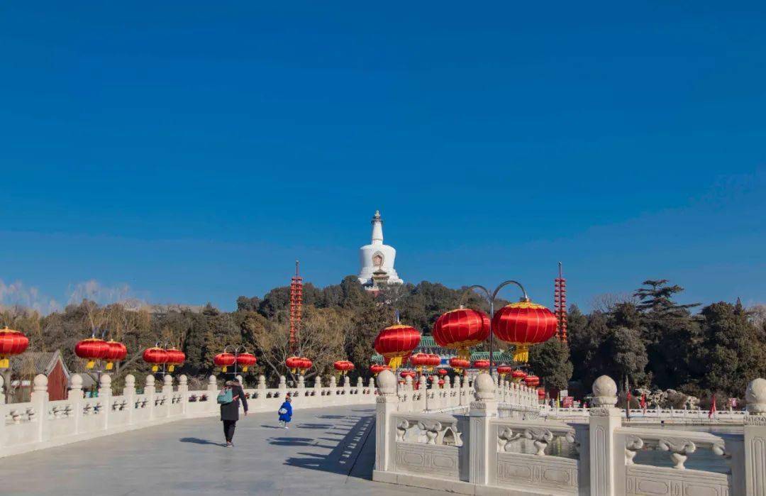 北京北海公园(图片来源:http://tuku.qianlong.