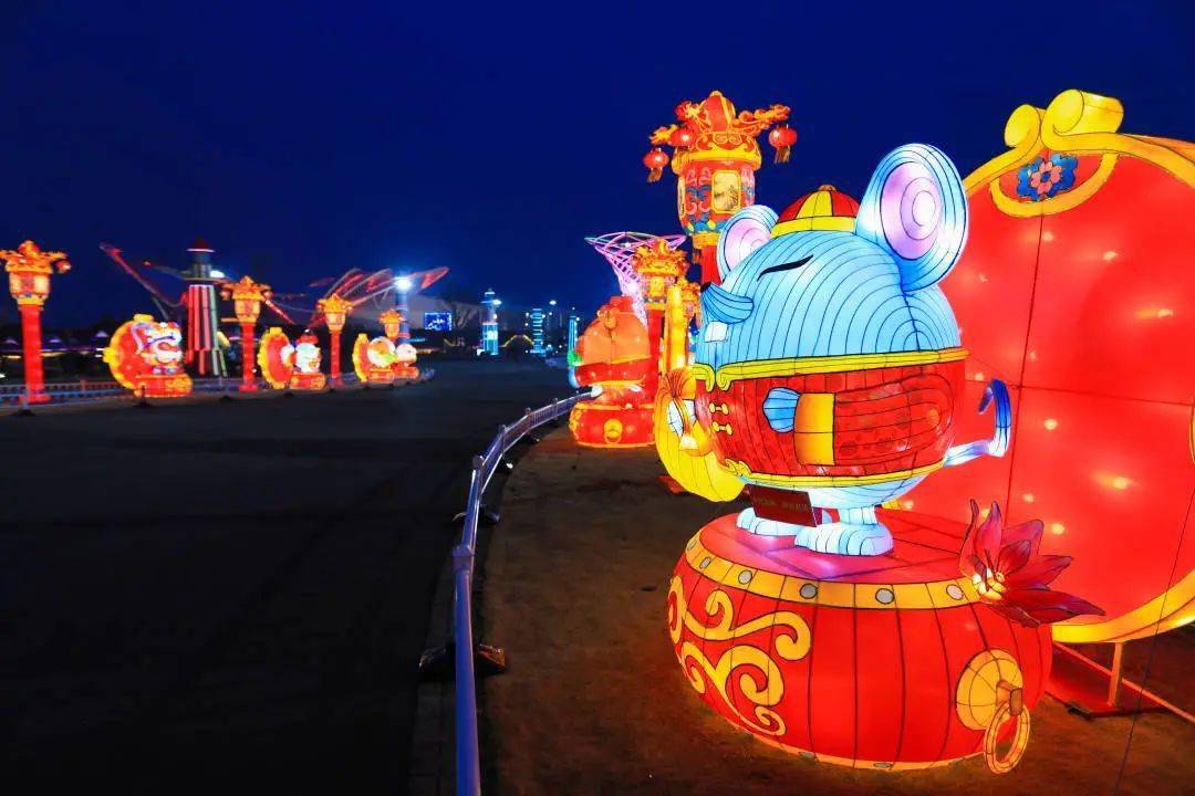 赏花灯,过大年!