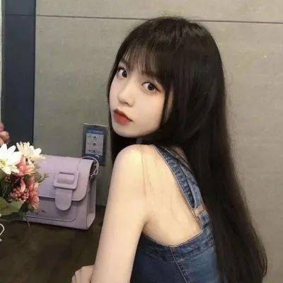 女生头像简单气质