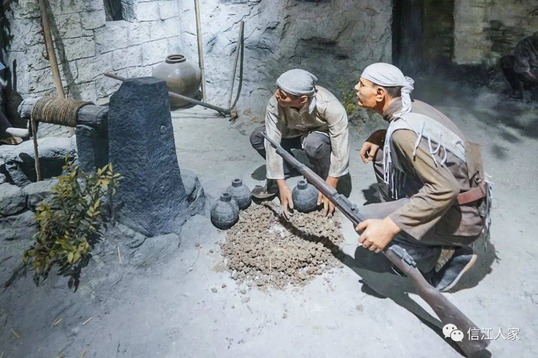 场景:破袭铁路活跃在青纱帐里的八路军骑兵团游击战的基本原则中国