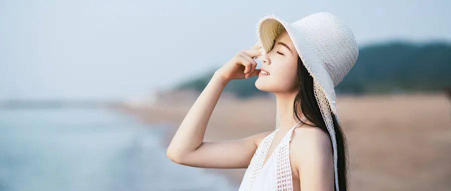 有一种女人,不对男人撒娇,却能吸引男人的心