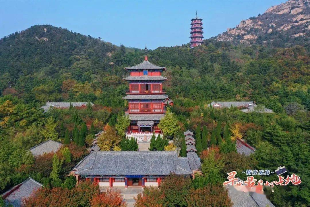 远在汉唐之际,山上已有三皇宫 ,禅教寺,无染寺 ,六度寺 ,岳姑殿,甘泉