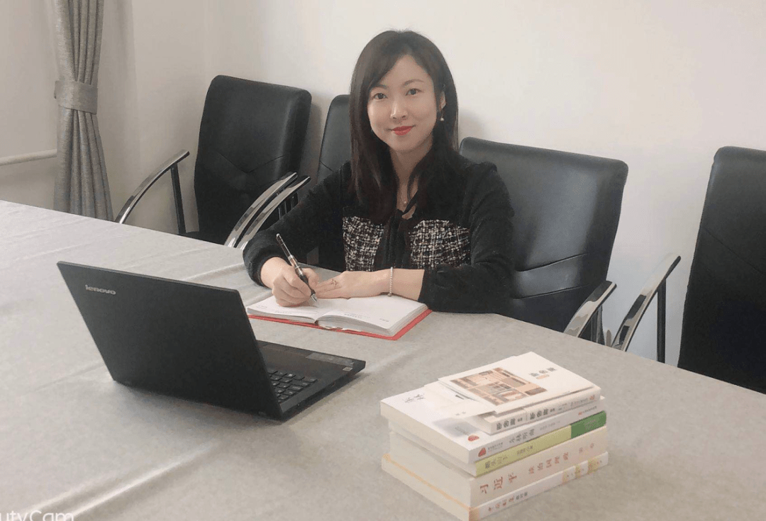 杨红丨不一样的春节