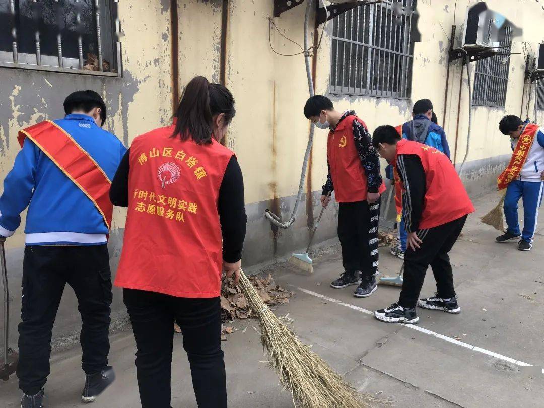 白塔镇开展"青春奉献志愿行·建设青年友好城"学雷锋志愿服务活动