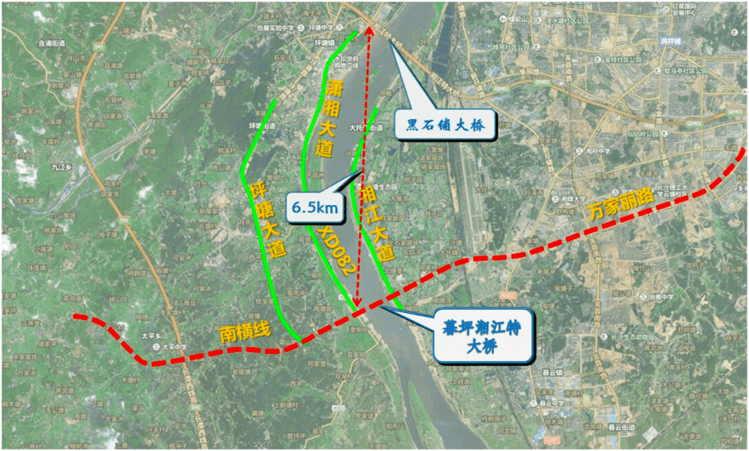 大桥为干线公路兼顾城市交通功能,  设计车速80公里/小时,高架桥标准