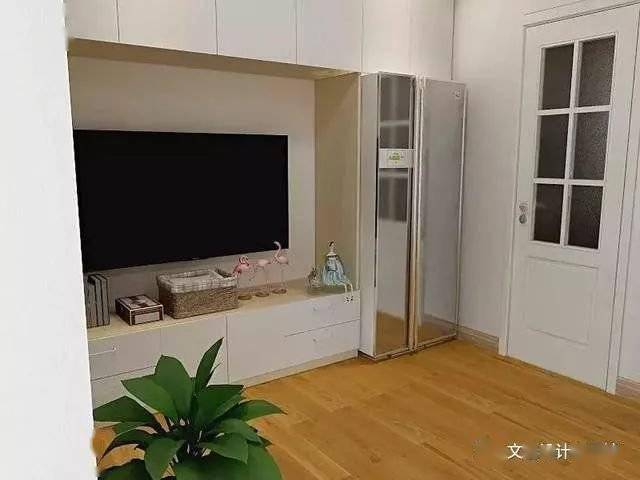 沙发对面的电视墙上定制了白色吊柜和电视柜,并嵌入银色双门冰箱,非常