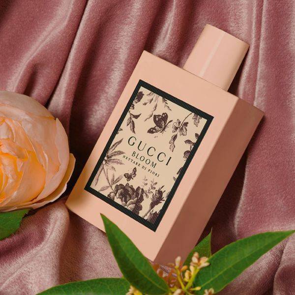 gucci bloom 香水初现!细嗅繁花似锦的人生,让不同花香来诠释