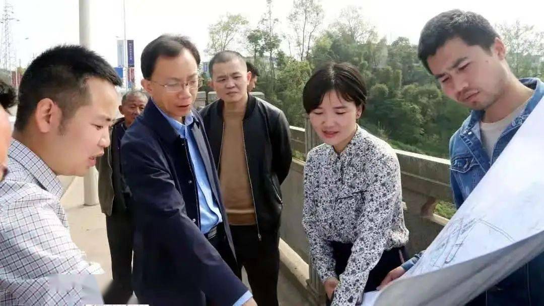 3月16日,雅安市委常委,经开区党工委书记李东调研经开区重点基础
