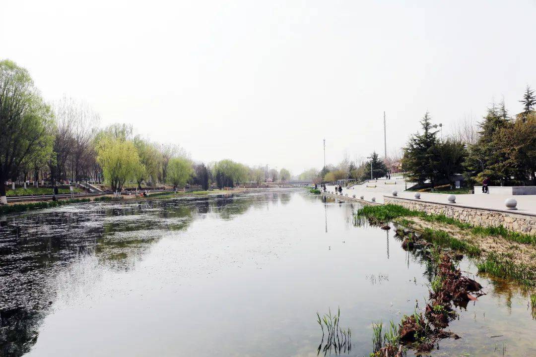 丰台区生态环境局学习调研大兴区新凤河流域综合治理项目