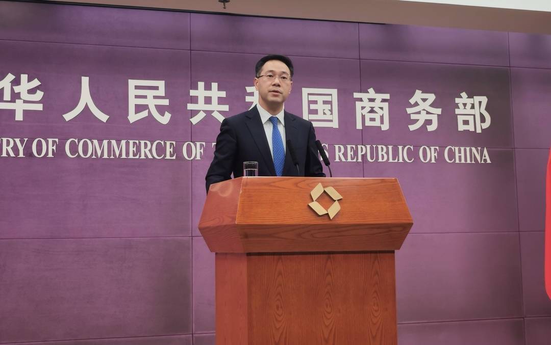 商务部新闻发言人高峰(摄影:封面新闻记者滕晗)