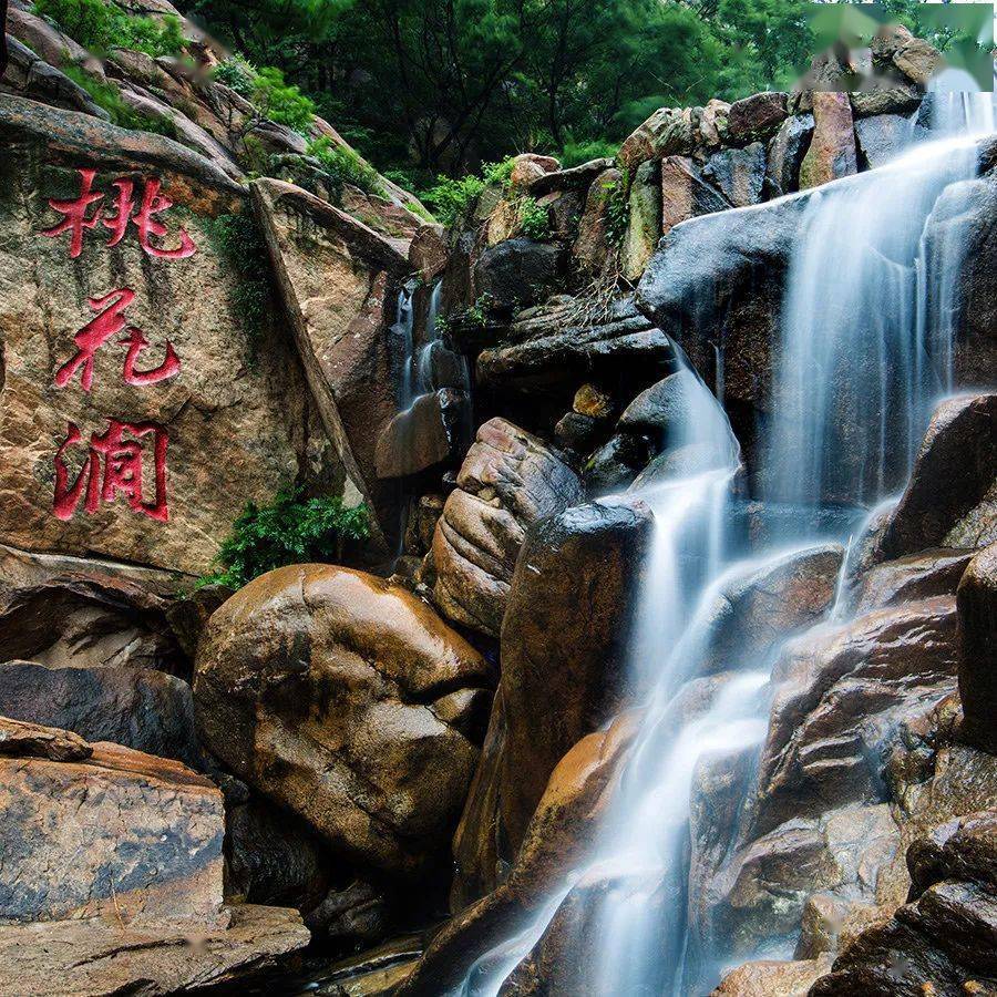 桃花涧景区西双湖风景区,国家aaaa级旅游景区,位于东海县城西部.