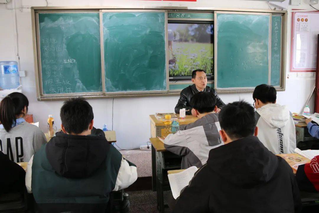 好老师之刘胜奇 | 桃李无言成大道,牛耕不辍满粮仓