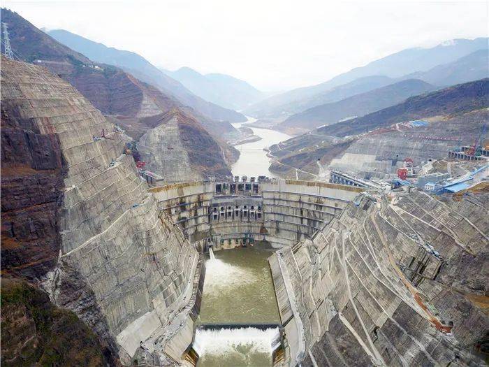 全力奋战铸重器之基金沙江白鹤滩水电站巧家县移民工作纪实