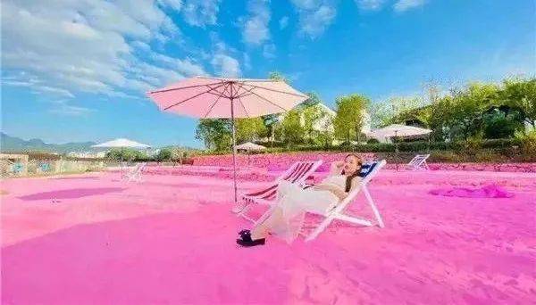 南宁花雨湖七彩花海·粉色沙滩旅游节5月1日