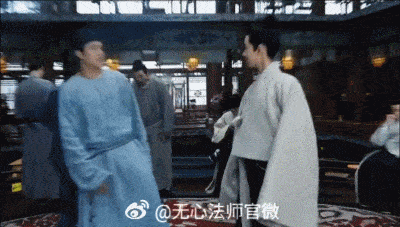 原创韩东君陈瑶恋情曝光花式抱抱举高高糖分超标无心cp甜进现实