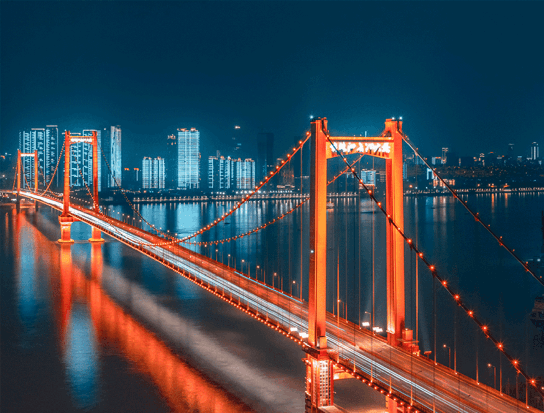 咦武汉这座长江大桥上为何没有名字