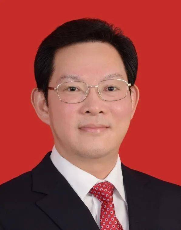 郑人豪任广东省发改委主任曾任汕头市市长