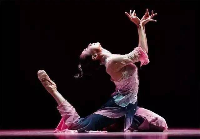 6,黄豆豆老师推荐适合青少年欣赏的中国古典舞作品:5,中国古典舞的
