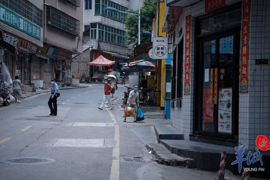 5月29日,广州市荔湾区白鹤洞街,中南街,东漖街,冲口街由低风险地区